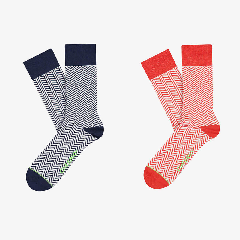 CHEERIO* set of 4 socks patterned red &amp; blue